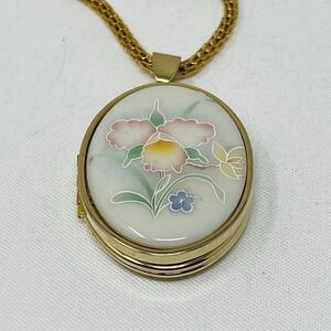 Vintage Japanese Porcelain Floral Locket Necklace Gold Tone Compact Pendant 24"